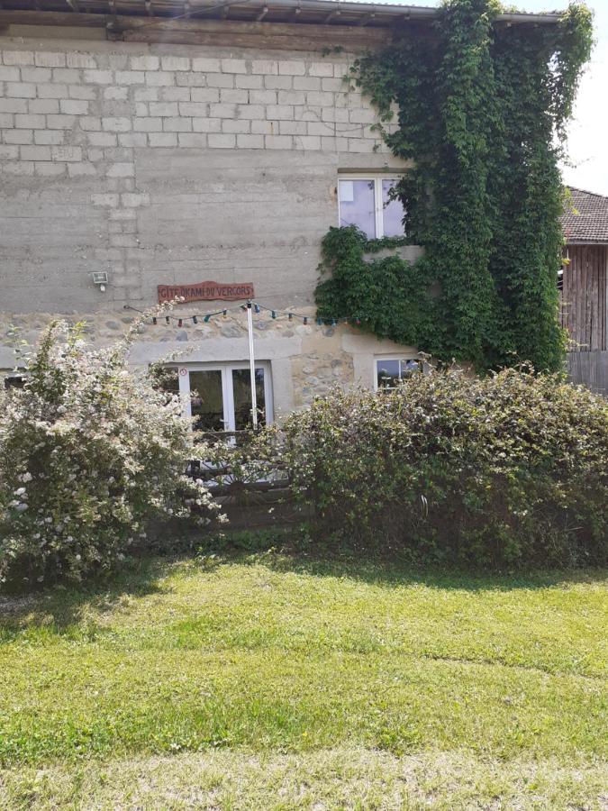 Okami Du Vercors Saint-Laurent-en-Royans Zewnętrze zdjęcie