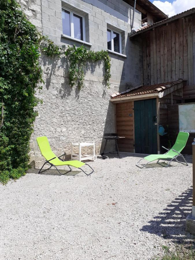 Okami Du Vercors Saint-Laurent-en-Royans Zewnętrze zdjęcie